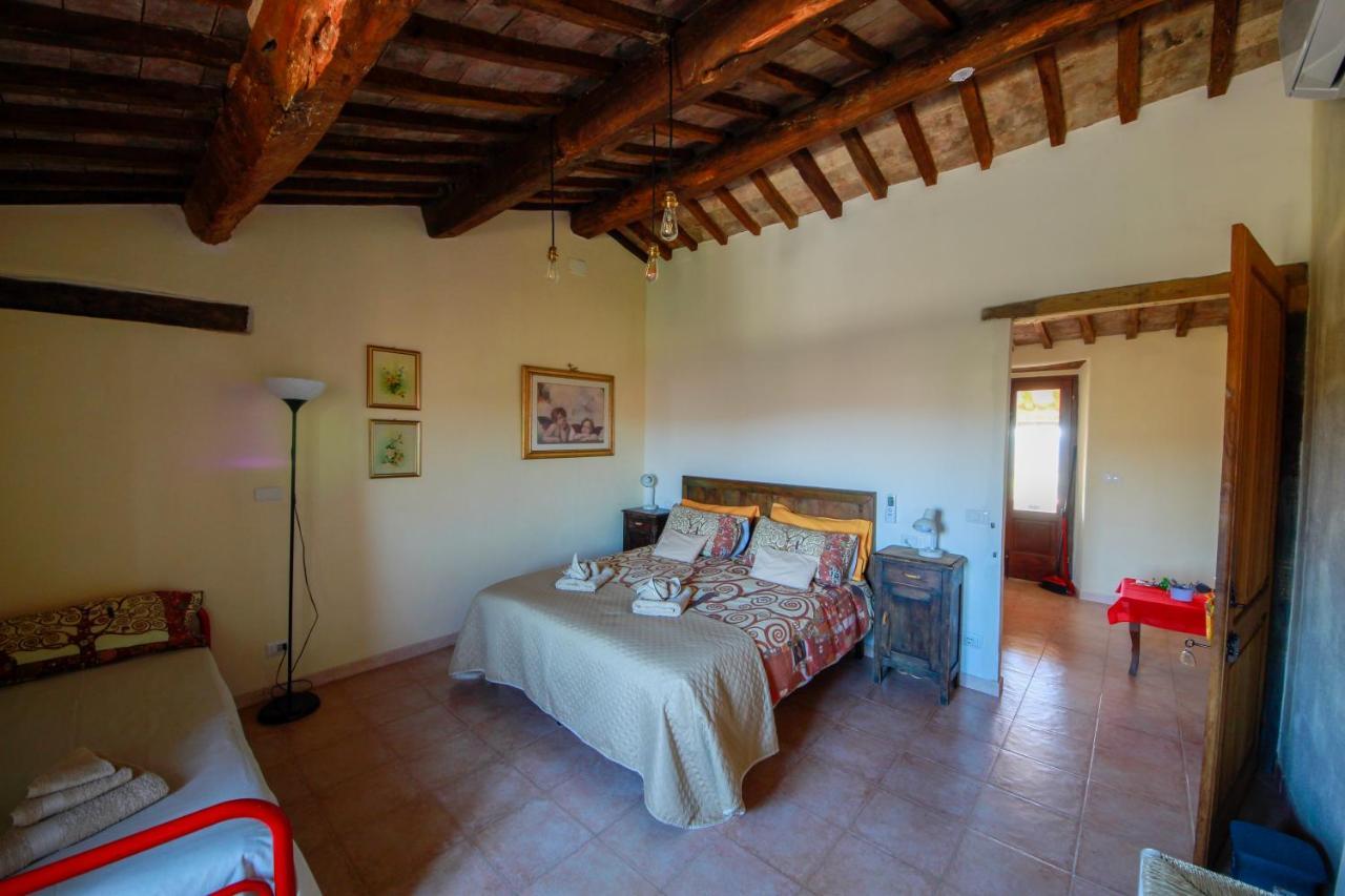 Agriturismo Poggio Monte Saturnia Bagian luar foto