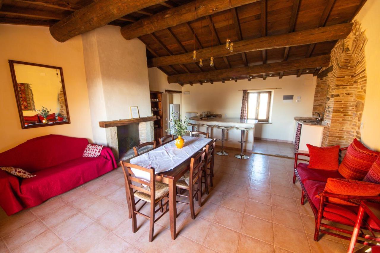 Agriturismo Poggio Monte Saturnia Bagian luar foto