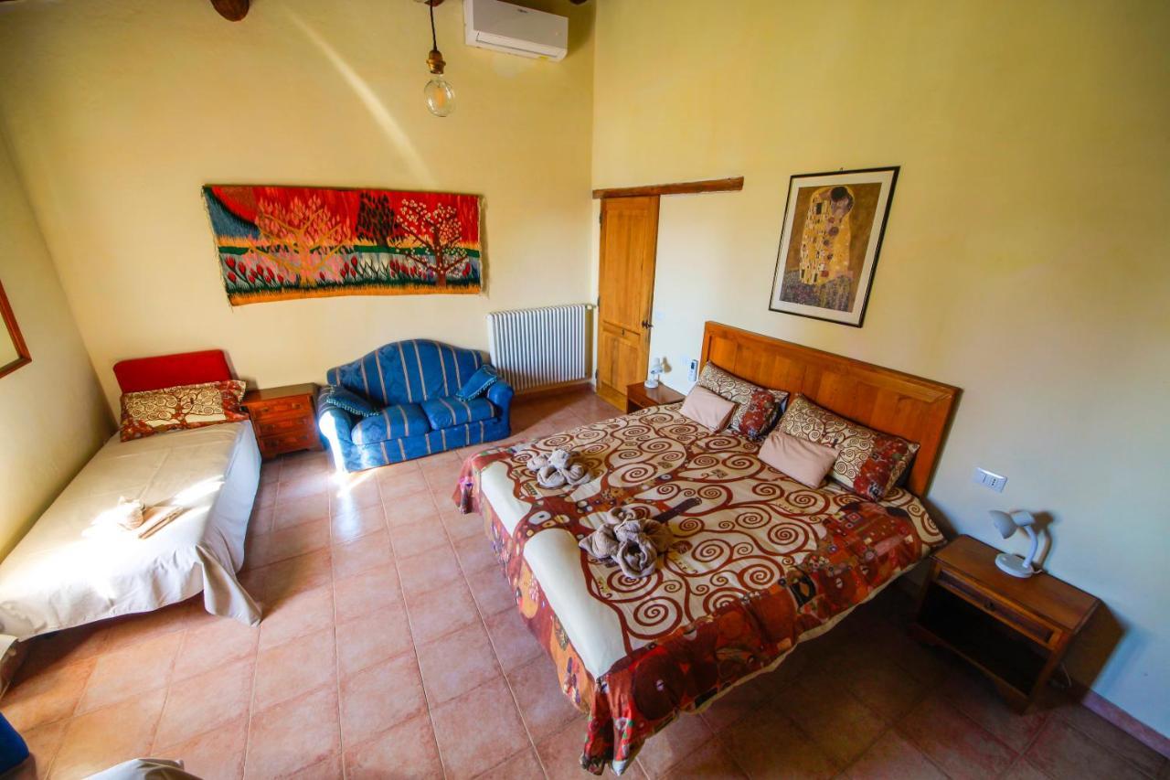 Agriturismo Poggio Monte Saturnia Bagian luar foto